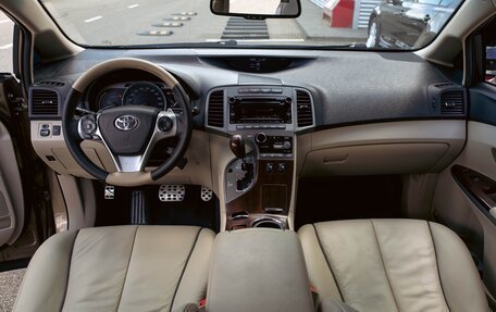Toyota Venza I, 2010 год, 1 595 000 рублей, 16 фотография