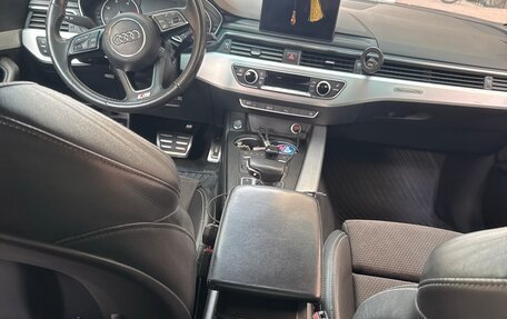 Audi A4, 2017 год, 2 350 000 рублей, 9 фотография