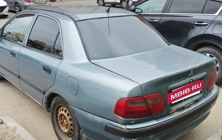 Mitsubishi Carisma I, 2001 год, 95 000 рублей, 3 фотография
