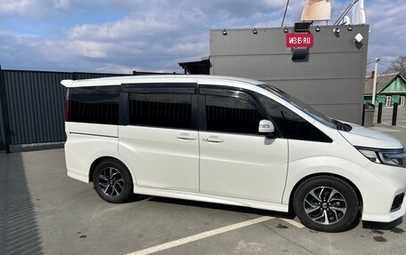 Honda Stepwgn IV, 2018 год, 1 935 000 рублей, 6 фотография