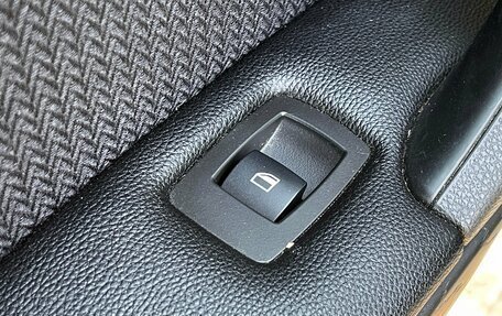 BMW 3 серия, 2010 год, 1 099 000 рублей, 21 фотография