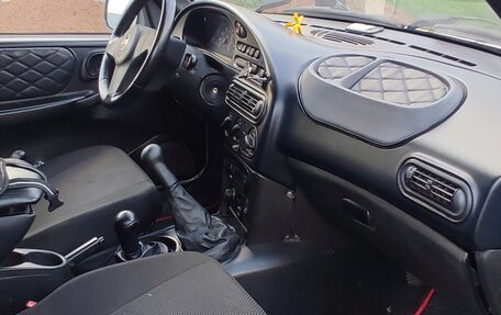 Chevrolet Niva I рестайлинг, 2011 год, 240 000 рублей, 7 фотография