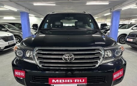Toyota Land Cruiser 200, 2015 год, 3 670 000 рублей, 2 фотография