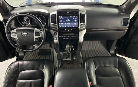 Toyota Land Cruiser 200, 2015 год, 3 670 000 рублей, 14 фотография