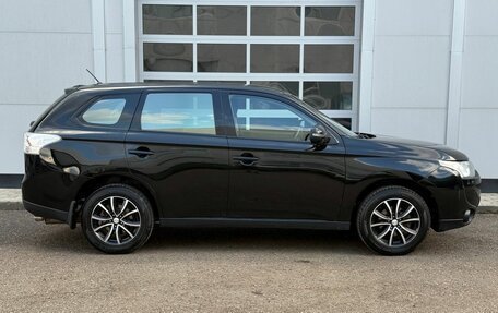 Mitsubishi Outlander III рестайлинг 3, 2012 год, 1 150 000 рублей, 6 фотография