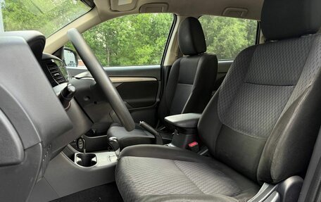 Mitsubishi Outlander III рестайлинг 3, 2012 год, 1 150 000 рублей, 9 фотография