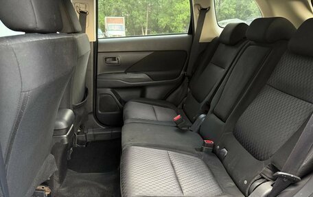 Mitsubishi Outlander III рестайлинг 3, 2012 год, 1 150 000 рублей, 10 фотография