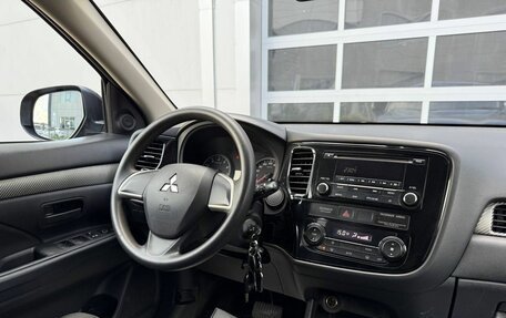 Mitsubishi Outlander III рестайлинг 3, 2012 год, 1 150 000 рублей, 13 фотография