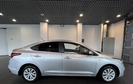 Hyundai Solaris II рестайлинг, 2017 год, 1 250 000 рублей, 2 фотография