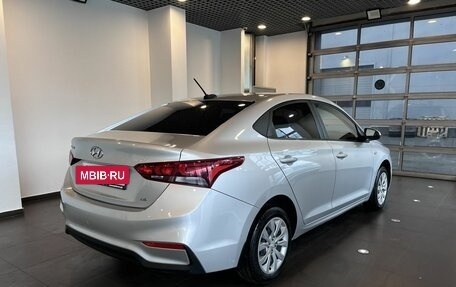 Hyundai Solaris II рестайлинг, 2017 год, 1 250 000 рублей, 3 фотография