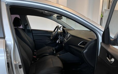 Hyundai Solaris II рестайлинг, 2017 год, 1 250 000 рублей, 28 фотография
