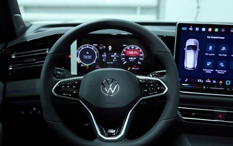Volkswagen Tiguan, 2026 год, 4 750 000 рублей, 33 фотография