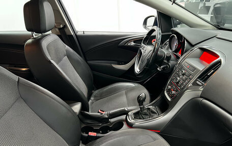 Opel Astra J, 2011 год, 820 000 рублей, 13 фотография