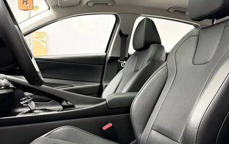 Hyundai Elantra, 2023 год, 1 240 000 рублей, 12 фотография