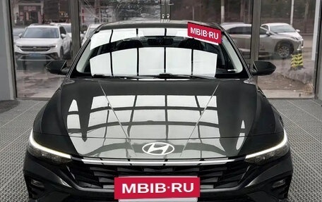 Hyundai Elantra, 2023 год, 1 240 000 рублей, 2 фотография