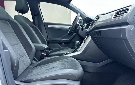 Volkswagen T-Roc I, 2022 год, 1 310 000 рублей, 8 фотография