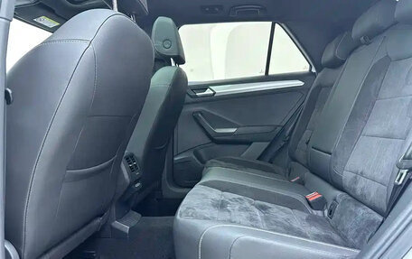 Volkswagen T-Roc I, 2022 год, 1 310 000 рублей, 9 фотография