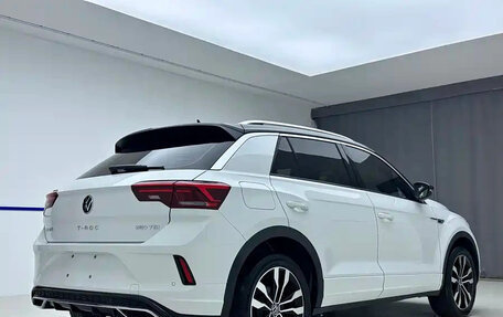 Volkswagen T-Roc I, 2022 год, 1 310 000 рублей, 6 фотография