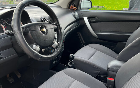Chevrolet Aveo III, 2010 год, 440 000 рублей, 3 фотография