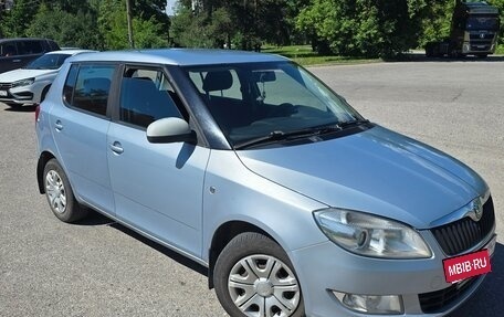 Skoda Fabia II, 2010 год, 455 000 рублей, 3 фотография