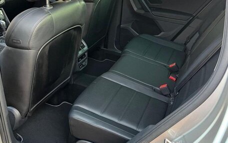 Volkswagen Tiguan II, 2020 год, 2 300 000 рублей, 14 фотография