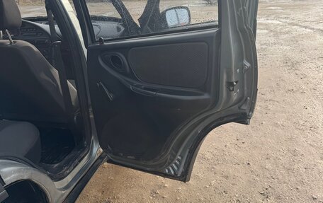 Chevrolet Niva I рестайлинг, 2012 год, 425 000 рублей, 6 фотография