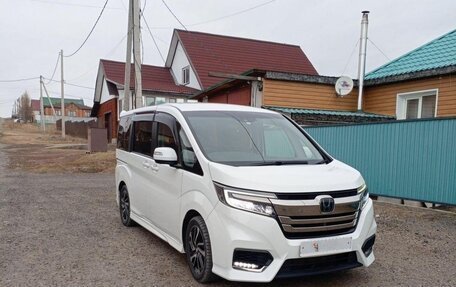 Honda Stepwgn IV, 2019 год, 1 760 000 рублей, 6 фотография