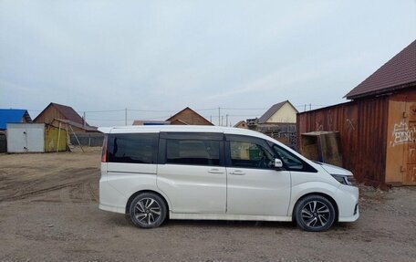 Honda Stepwgn IV, 2019 год, 1 760 000 рублей, 5 фотография