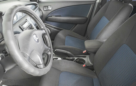 Mitsubishi Outlander III рестайлинг 3, 2008 год, 869 000 рублей, 9 фотография