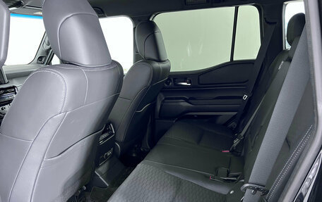 Toyota Land Cruiser Prado, 2024 год, 9 999 000 рублей, 14 фотография