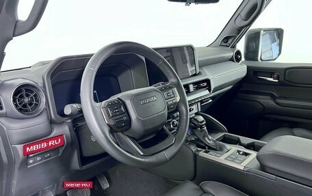 Toyota Land Cruiser Prado, 2024 год, 9 999 000 рублей, 11 фотография