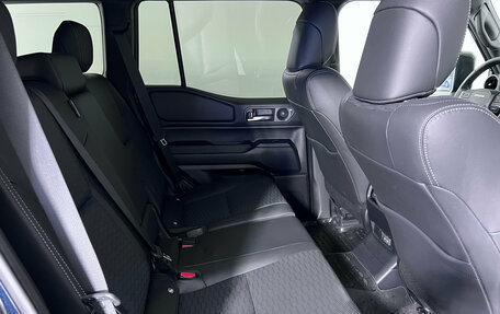 Toyota Land Cruiser Prado, 2024 год, 9 999 000 рублей, 24 фотография