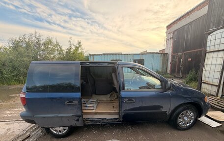 Chrysler Voyager IV, 2002 год, 400 000 рублей, 7 фотография