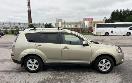 Mitsubishi Outlander III рестайлинг 3, 2007 год, 600 000 рублей, 7 фотография