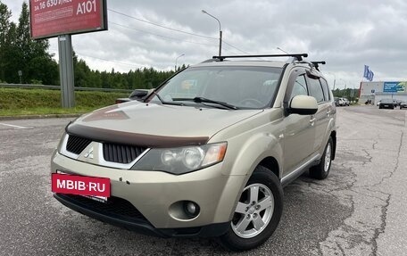 Mitsubishi Outlander III рестайлинг 3, 2007 год, 600 000 рублей, 2 фотография