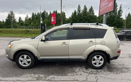 Mitsubishi Outlander III рестайлинг 3, 2007 год, 600 000 рублей, 6 фотография