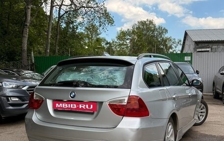 BMW 3 серия, 2005 год, 950 000 рублей, 3 фотография