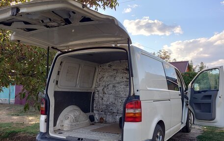 Volkswagen Transporter T5 рестайлинг, 2004 год, 1 000 000 рублей, 11 фотография