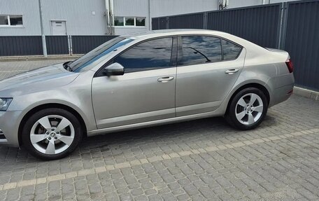Skoda Octavia, 2017 год, 1 490 000 рублей, 2 фотография