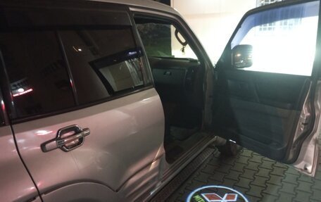 Mitsubishi Montero III, 2001 год, 980 000 рублей, 3 фотография