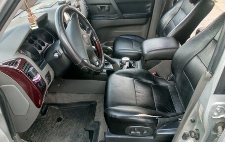 Mitsubishi Montero III, 2001 год, 980 000 рублей, 12 фотография