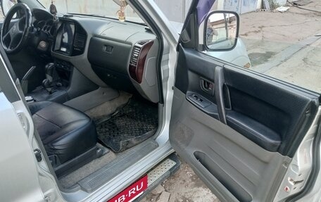 Mitsubishi Montero III, 2001 год, 980 000 рублей, 19 фотография