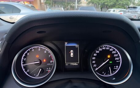 Toyota Camry, 2018 год, 2 380 000 рублей, 9 фотография