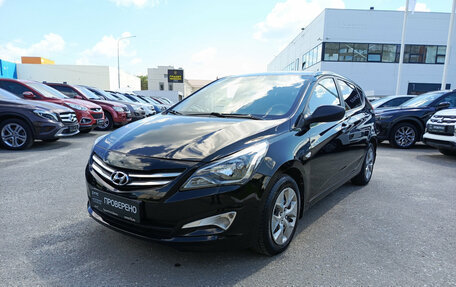 Hyundai Solaris II рестайлинг, 2016 год, 880 000 рублей, 5 фотография