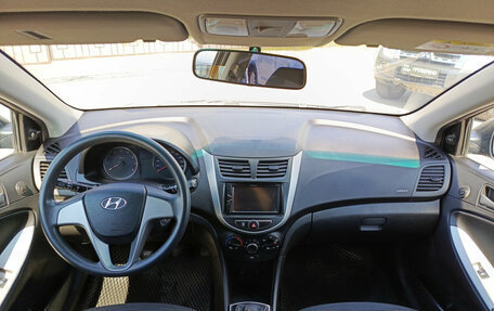 Hyundai Solaris II рестайлинг, 2016 год, 880 000 рублей, 18 фотография