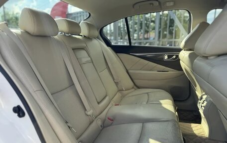 Infiniti Q50 I рестайлинг, 2014 год, 1 499 000 рублей, 17 фотография