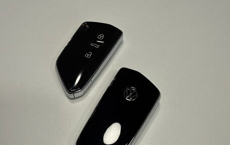 Volkswagen Golf VIII, 2022 год, 2 750 000 рублей, 19 фотография