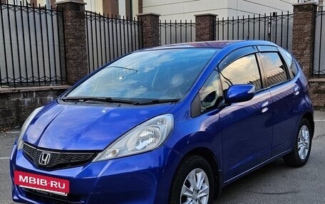 Honda Fit III, 2010 год, 830 000 рублей, 7 фотография