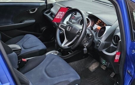 Honda Fit III, 2010 год, 830 000 рублей, 9 фотография