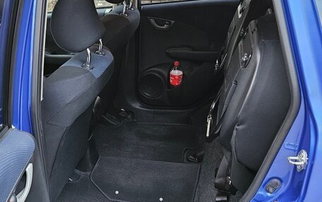 Honda Fit III, 2010 год, 830 000 рублей, 18 фотография